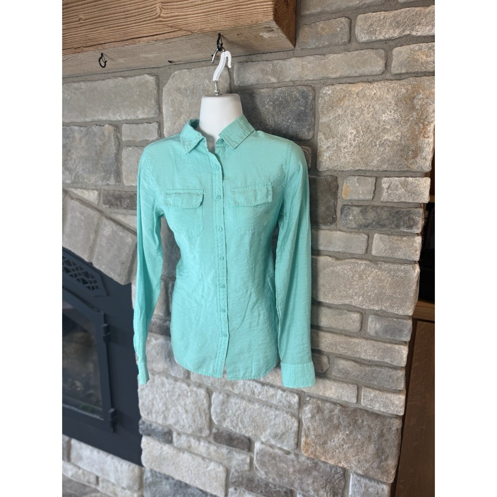 VAN HEUSEN Women's XS Blouse Fitted 3/4 Tab Sleeve 2 Breast Pockets AQUA Easyfit